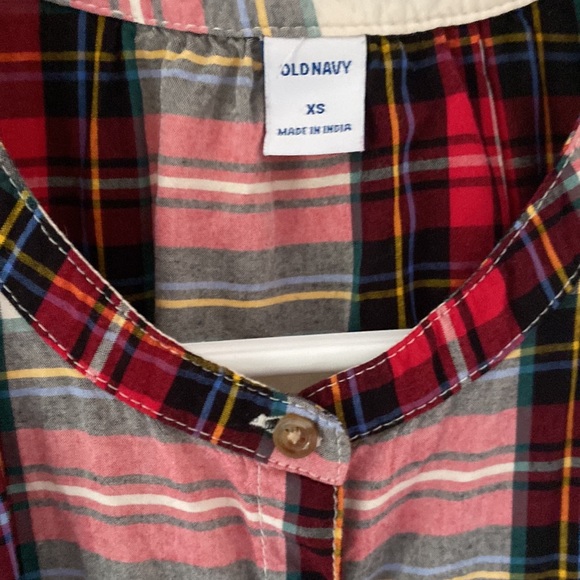 Old Navy summer button down - Picture 4 of 6